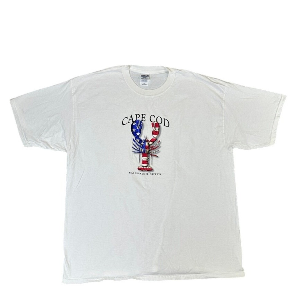 Gildan Cape Cod Massachusetts Lobster American Flag T-Shirt White 2XL